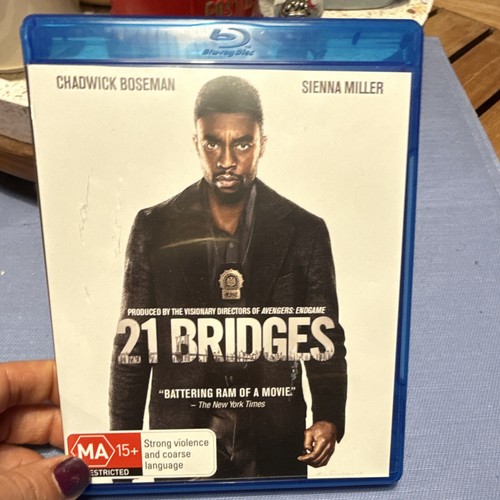 21 Bridges (2019) disc cover