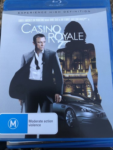Casino Royale (2006) disc cover