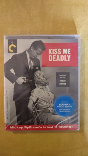 Kiss Me Deadly (1955) disc cover