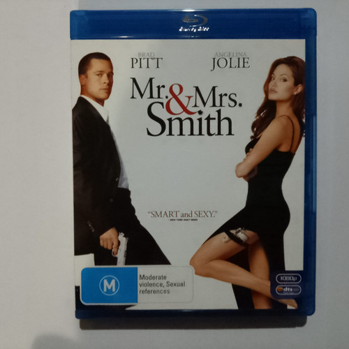 Mr. & Mrs. Smith (2005) disc cover