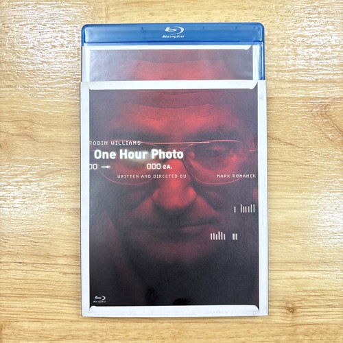 One Hour Photo (2002) disc cover