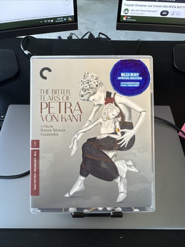 The Bitter Tears of Petra von Kant (1972) disc cover