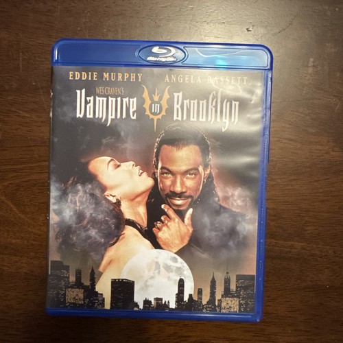 Vampire in Brooklyn (1995) disc cover